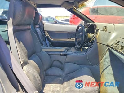Zdjęcie 10 z 12 samochodu: 1991 CHEVROLET CORVETTE VIN:1G1YY2382M5104810 - miniatura