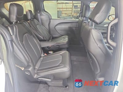 Zdjęcie 11 z 13 samochodu: 2027 CHRYSLER PACIFICA SELECT VIN:2C4RC1BG7VR556169 - miniatura