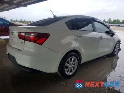 Trzecie zdjęcie samochodu z tyłu: 2016 KIA RIO LX VIN:KNADM4A34G6638231 - miniatura