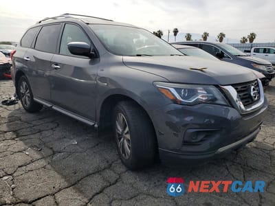 Czwarte zdjęcie samochodu z boku: 2019 NISSAN PATHFINDER S VIN:5N1DR2MN9KC600652 - miniatura