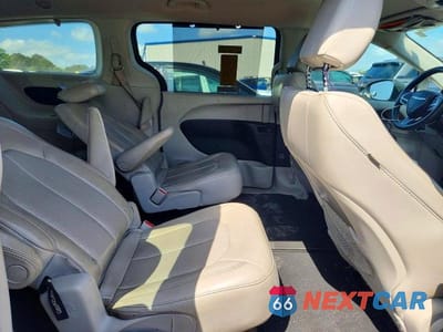 Zdjęcie 11 z 13 samochodu: 2021 CHRYSLER VOYAGER LX VIN:2C4RC1DG0MR549849 - miniatura