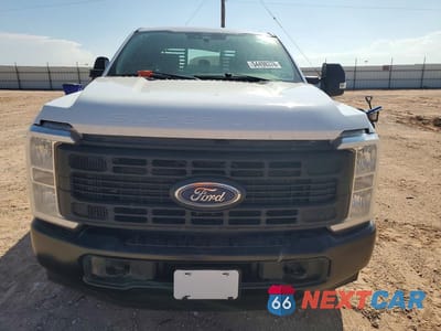 Piąte zdjęcie samochodu w środku: 2024 FORD F250 SUPER DUTY VIN:1FT7W2BT9REC18955 - miniatura
