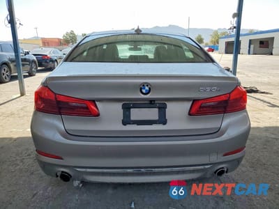 Zdjęcie 6 z 12 samochodu: 2018 BMW 530E VIN:WBAJA9C56JB249337 - miniatura