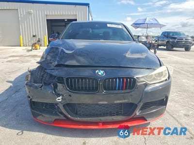 Piąte zdjęcie samochodu w środku: 2013 BMW 335 XI VIN:WBA3B9C56DF140671 - miniatura