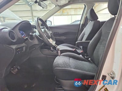 Zdjęcie 7 z 13 samochodu: 2022 NISSAN KICKS S VIN:3N1CP5BV3NL489778 - miniatura
