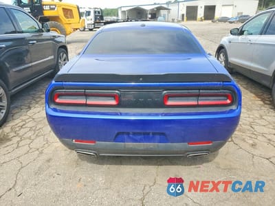 Zdjęcie 6 z 12 samochodu: 2021 DODGE CHALLENGER SXT VIN:2C3CDZAG8MH543197 - miniatura