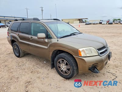 Czwarte zdjęcie samochodu z boku: 2008 MITSUBISHI ENDEAVOR SE VIN:4A4MM31SX8E039340 - miniatura