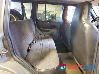 Zdjęcie 11 z 14 samochodu: 2000 JEEP CHEROKEE SPORT VIN:1J4FF48S1YL152346 - miniatura