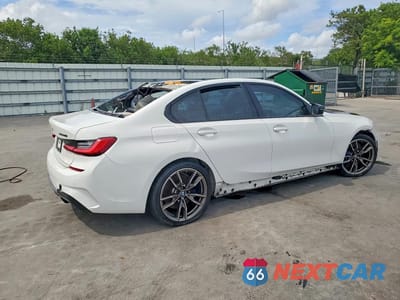 Trzecie zdjęcie samochodu z tyłu: 2021 BMW M340I VIN:3MW5U7J00M8B90862 - miniatura