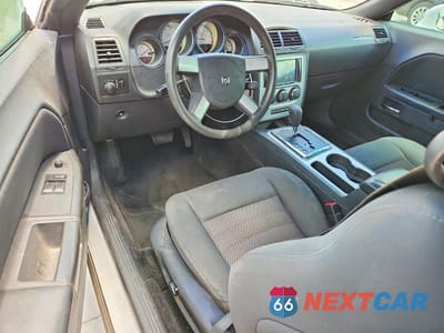 Zdjęcie 8 z 12 samochodu: 2010 DODGE CHALLENGER SE VIN:2B3CJ4DVXAH323333 - miniatura