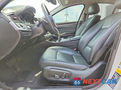 Zdjęcie 7 z 12 samochodu: 2014 BMW 535 XI VIN:WBA5B3C58ED536748 - miniatura