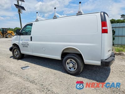 Drugie zdjęcie samochodu z przodu: 2026 CHEVROLET EXPRESS G2500 DELIVERY VAN VIN:1GCWGAFP9T1202334 - miniatura