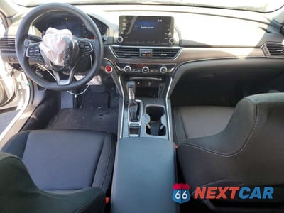 Zdjęcie 8 z 12 samochodu: 2020 HONDA ACCORD LX VIN:1HGCV1F12LA152060 - miniatura