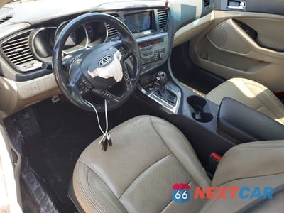 Zdjęcie 8 z 13 samochodu: 2013 KIA OPTIMA EX VIN:5XXGN4A79DG239957 - miniatura