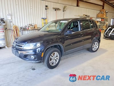 2012 VOLKSWAGEN TIGUAN S WVGAV7AX3CW520684 - główne zdjęcie licytacji z USA - miniatura