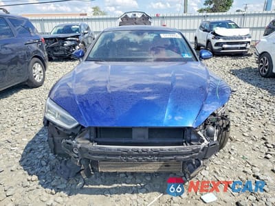 Piąte zdjęcie samochodu w środku: 2018 AUDI A5 PREMIUM PLUS VIN:WAUBNCF55JA114440 - miniatura