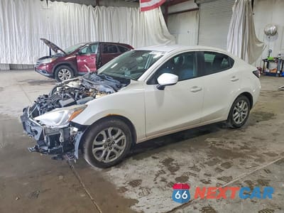2017 TOYOTA YARIS IA BASE 3MYDLBYV5HY165209 - główne zdjęcie licytacji z USA - miniatura