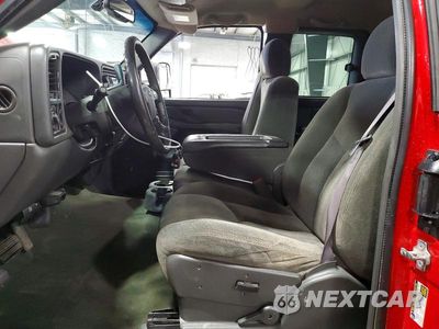 Zdjęcie 7 z 12 samochodu: 2004 CHEVROLET SILVERADO K2500 HEAVY DUTY VIN:1GCHK292X4E335224 - miniatura