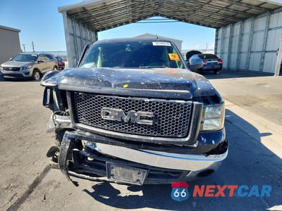 Piąte zdjęcie samochodu w środku: 2007 GMC NEW SIERRA DENALI VIN:2GTEK638471689074 - miniatura