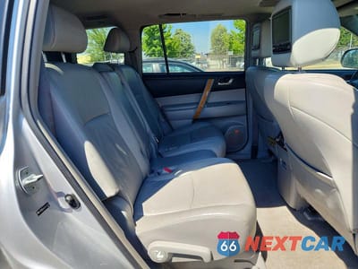 Zdjęcie 11 z 13 samochodu: 2008 TOYOTA HIGHLANDER HYBRID LIMITED VIN:JTEEW44A482013618 - miniatura
