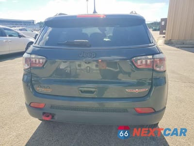 Zdjęcie 6 z 13 samochodu: 2018 JEEP COMPASS VIN:3C4NJDDB9JT367120 - miniatura