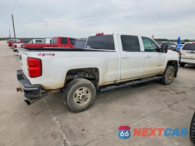 Trzecie zdjęcie samochodu z tyłu: 2016 CHEVROLET SILVERADO K2500 HEAVY DUTY LT VIN:1GC1KVE80GF235242 - miniatura