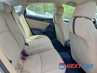 Zdjęcie 10 z 12 samochodu: 2018 HONDA CIVIC LX VIN:19XFC2F58JE017511 - miniatura