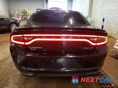 Zdjęcie 6 z 12 samochodu: 2015 DODGE CHARGER VIN:2C3CDXJGXFH828300 - miniatura