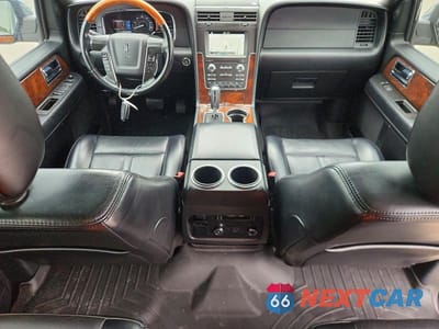 Zdjęcie 8 z 13 samochodu: 2017 LINCOLN NAVIGATOR L SELECT VIN:5LMJJ3JT5HEL00359 - miniatura