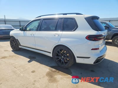 Drugie zdjęcie samochodu z przodu: 2024 BMW X7 M60I VIN:5UX33EM00R9S98553 - miniatura