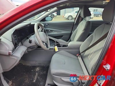 Zdjęcie 7 z 12 samochodu: 2025 HYUNDAI ELANTRA SEL VIN:KMHLS4DG6SU970433 - miniatura