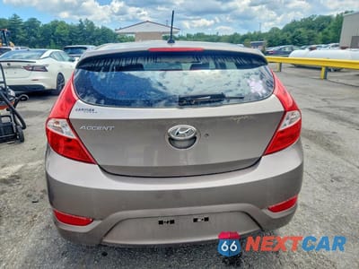 Zdjęcie 6 z 12 samochodu: 2013 HYUNDAI ACCENT SE VIN:KMHCU5AE1DU104077 - miniatura