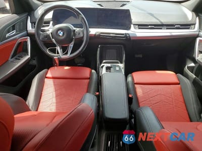 Zdjęcie 8 z 12 samochodu: 2023 BMW X1 XDRIVE28I VIN:WBX73EF09P5X34548 - miniatura