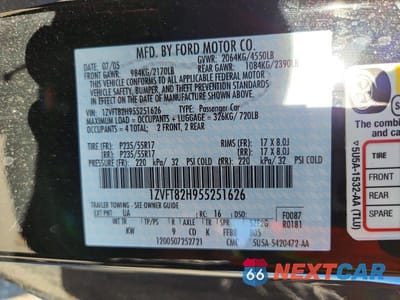 Zdjęcie 12 z 12 samochodu: 2005 FORD MUSTANG GT VIN:1ZVFT82H955251626 - miniatura
