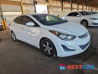 Czwarte zdjęcie samochodu z boku: 2014 HYUNDAI ELANTRA SE VIN:5NPDH4AE9EH516945 - miniatura