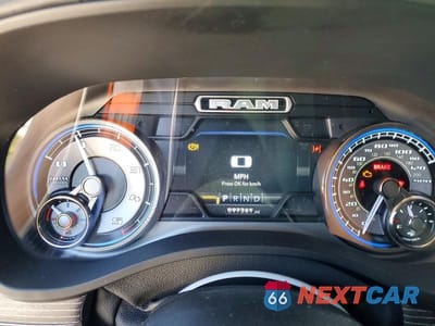Zdjęcie 9 z 12 samochodu: 2021 RAM 1500 LIMITED VIN:1C6SRFHM9MN659834 - miniatura