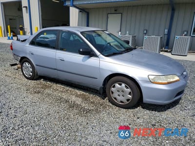 Czwarte zdjęcie samochodu z boku: 1998 HONDA ACCORD LX VIN:1HGCG5644WA023334 - miniatura