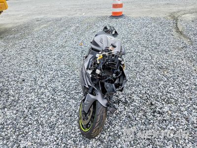 Drugie zdjęcie samochodu z przodu: 2018 YAMAHA YZFR6 VIN:JYARJ28E9JA003843 - miniatura