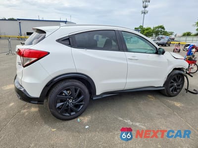 Trzecie zdjęcie samochodu z tyłu: 2021 HONDA HR-V SPORT VIN:3CZRU6H15MM712321 - miniatura