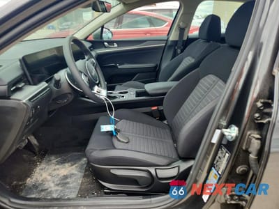 Zdjęcie 7 z 12 samochodu: 2026 KIA K5 LXS VIN:KNAG24J75T5410888 - miniatura