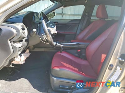 Zdjęcie 7 z 12 samochodu: 2021 LEXUS IS 300 VIN:JTHCA1D26M5111672 - miniatura