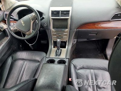 Zdjęcie 8 z 12 samochodu: 2013 LINCOLN MKX VIN:2LMDJ6JK3DBL31497 - miniatura