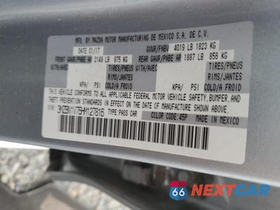 Zdjęcie 12 z 12 samochodu: 2017 MAZDA 3 TOURING VIN:3MZBN1V76HM127816 - miniatura