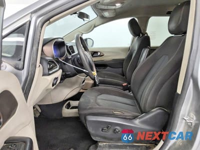 Zdjęcie 7 z 13 samochodu: 2021 CHRYSLER VOYAGER LX VIN:2C4RC1CGXMR580298 - miniatura