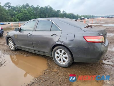 Drugie zdjęcie samochodu z przodu: 2011 TOYOTA CAMRY LE VIN:4T1BF3EK1BU761825 - miniatura