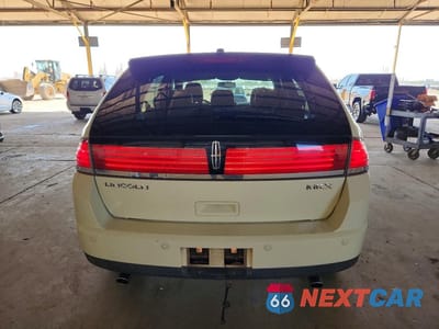 Zdjęcie 6 z 13 samochodu: 2007 LINCOLN MKX VIN:2LMDU88C17BJ35192 - miniatura