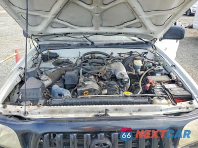 Zdjęcie 11 z 12 samochodu: 2001 TOYOTA TACOMA XTRACAB PRERUNNER VIN:5TESM92N31Z852659 - miniatura