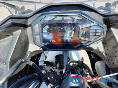 Zdjęcie 7 z 9 samochodu: 2025 KAWASAKI EX500 H VIN:ML5EXGH13SDA56756 - miniatura