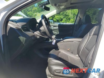 Zdjęcie 7 z 12 samochodu: 2021 BUICK ENCLAVE AVENIR VIN:5GAEVCKWXMJ249837 - miniatura