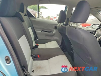 Zdjęcie 10 z 12 samochodu: 2013 TOYOTA PRIUS C THREE VIN:JTDKDTB32D1043986 - miniatura